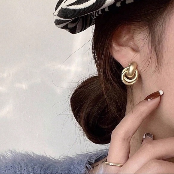 Gold Circle Knot Earrings - Picture 3 of 4